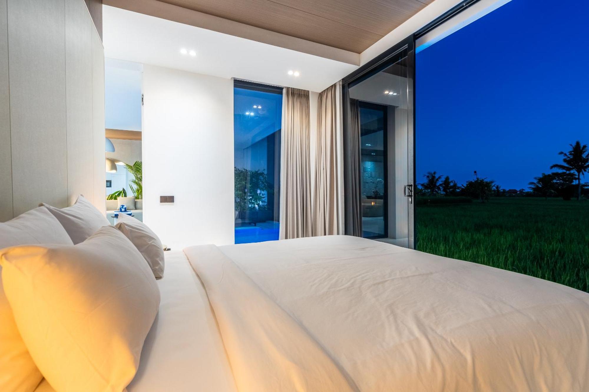 Anyuta Rai Villa Ubud Bagian luar foto
